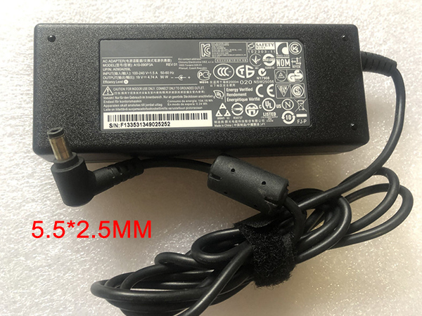 ASUS PA-1900-36 Adapter