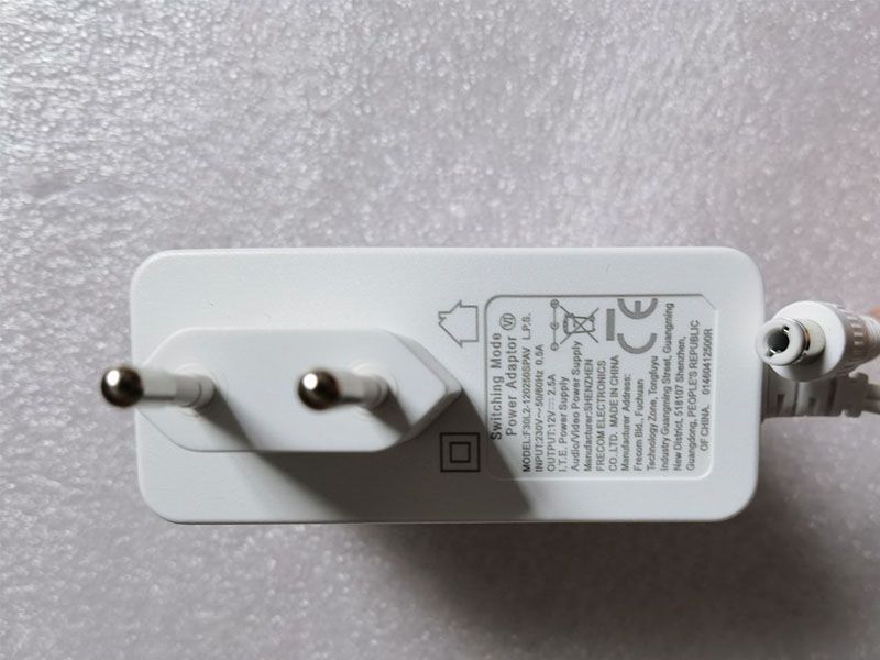 Netgear F30L2-120250SPAV Adapter