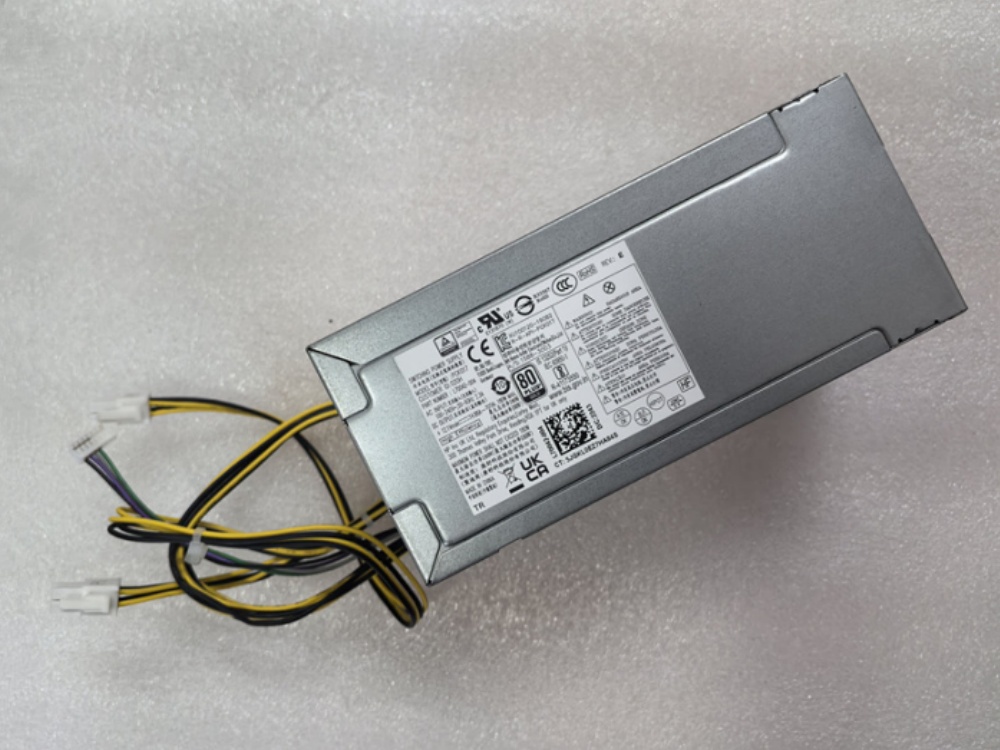 HP L70042-004 Adapter