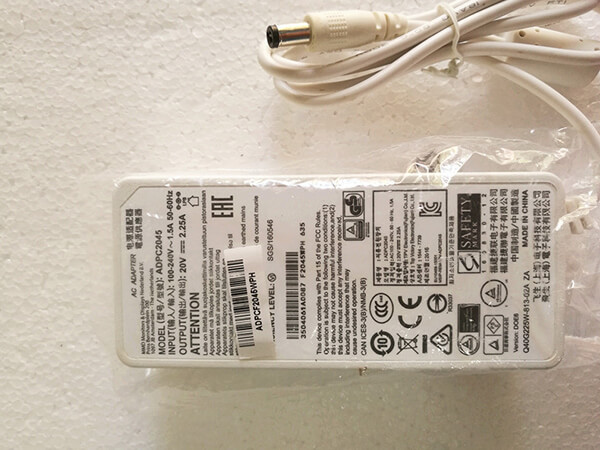 Philips ADPC2045 Adapter