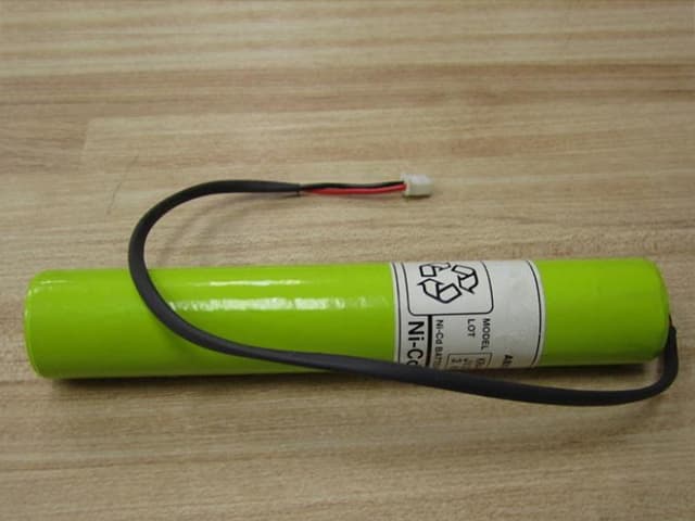 YAMAHA KR4-M4251-000 Batería
